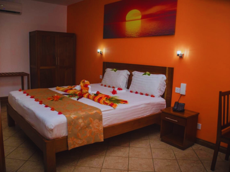 sunset reef bedroom