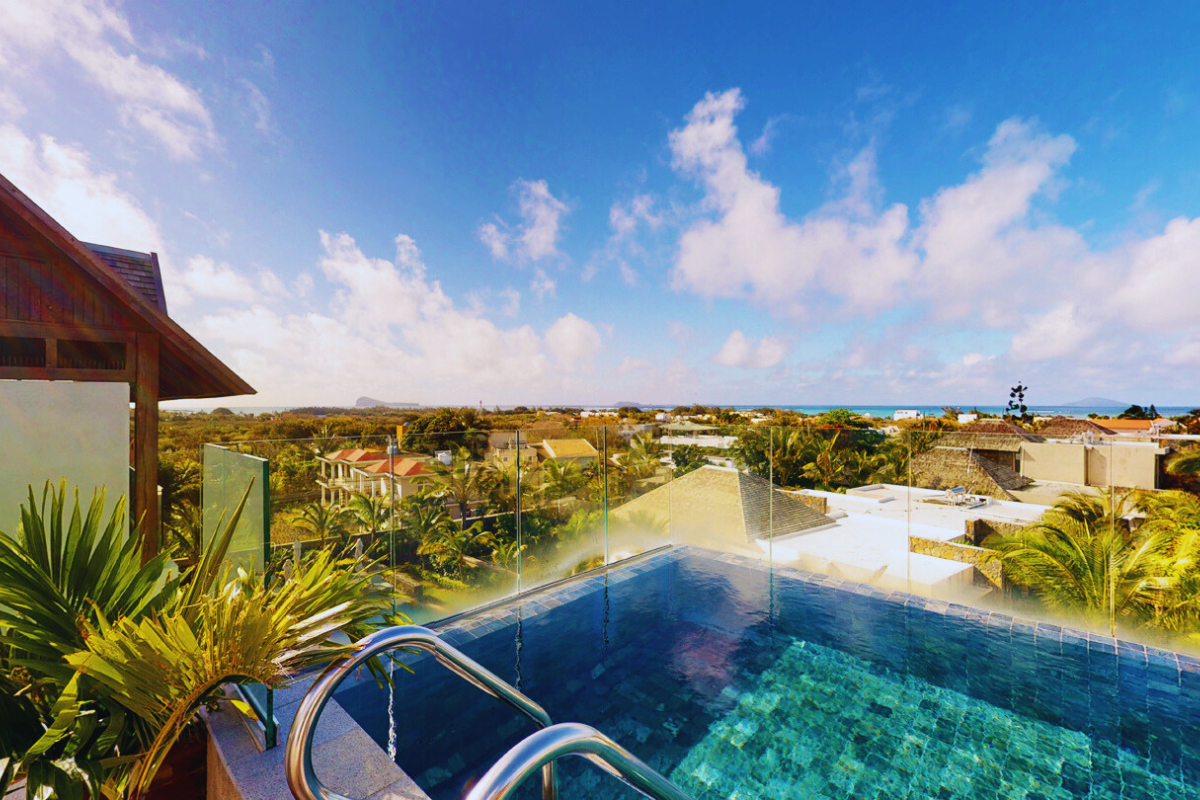 Mythic villa Penthouse pool suite view